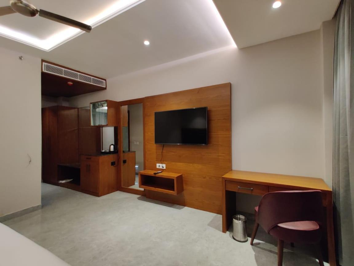 Hotel Parth Una  Buitenkant foto